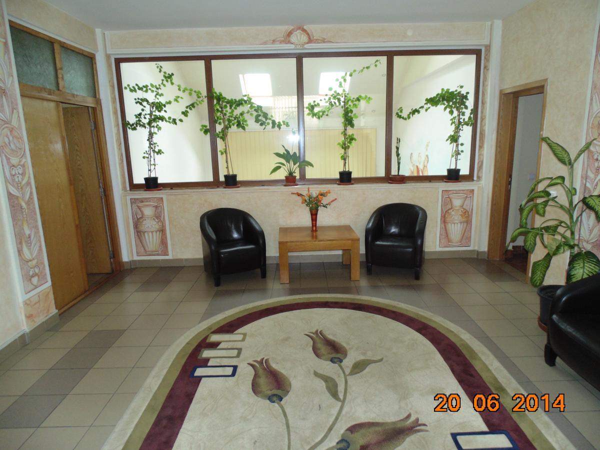Casa Traiana Ξενοδοχείο Άλμπα Ιούλια Εξωτερικό φωτογραφία
